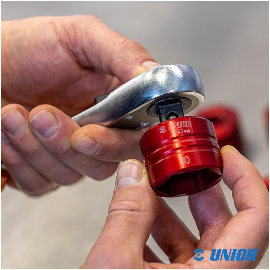 Nasadka 1/2" UNR-1783 d/wid.amort.;23mm
