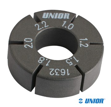 Klucz do szprych UNR-1632 Aero